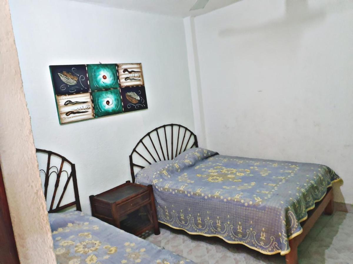 Hotel Amueblados Gaby Zihuatanejo Ngoại thất bức ảnh