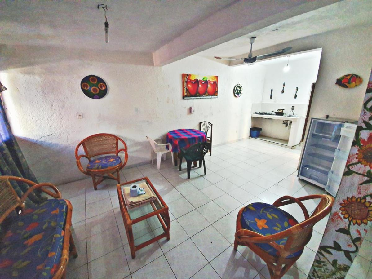 Hotel Amueblados Gaby Zihuatanejo Ngoại thất bức ảnh